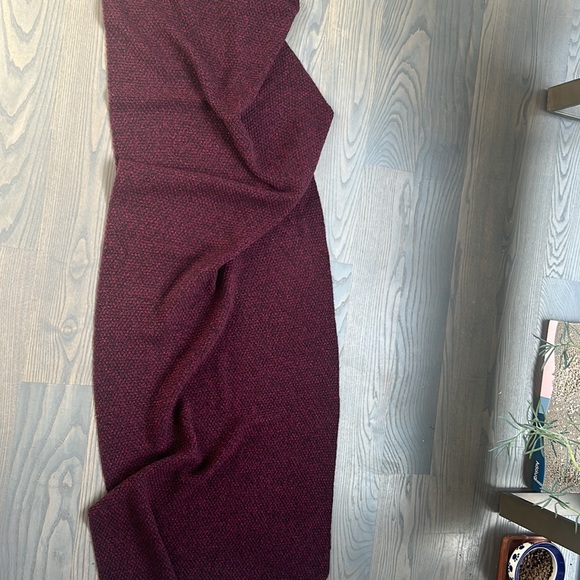 Lot of 4 Winter Scarves EUC 3 x Renee’s Accessories 1 x Mossimo - Picture 4 of 9